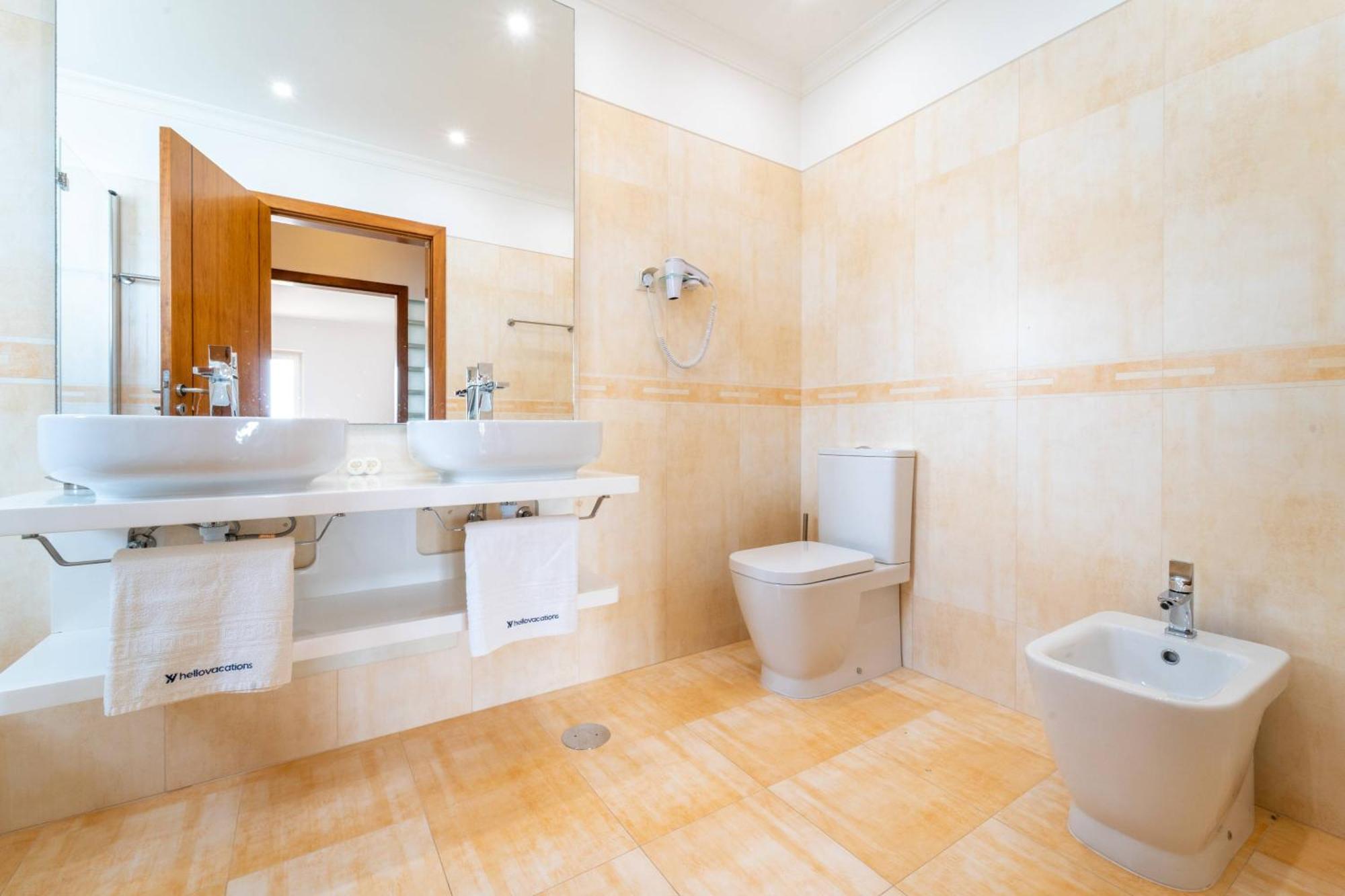 Villa Ribeiro By Hellovacations Albufeira Exteriér fotografie