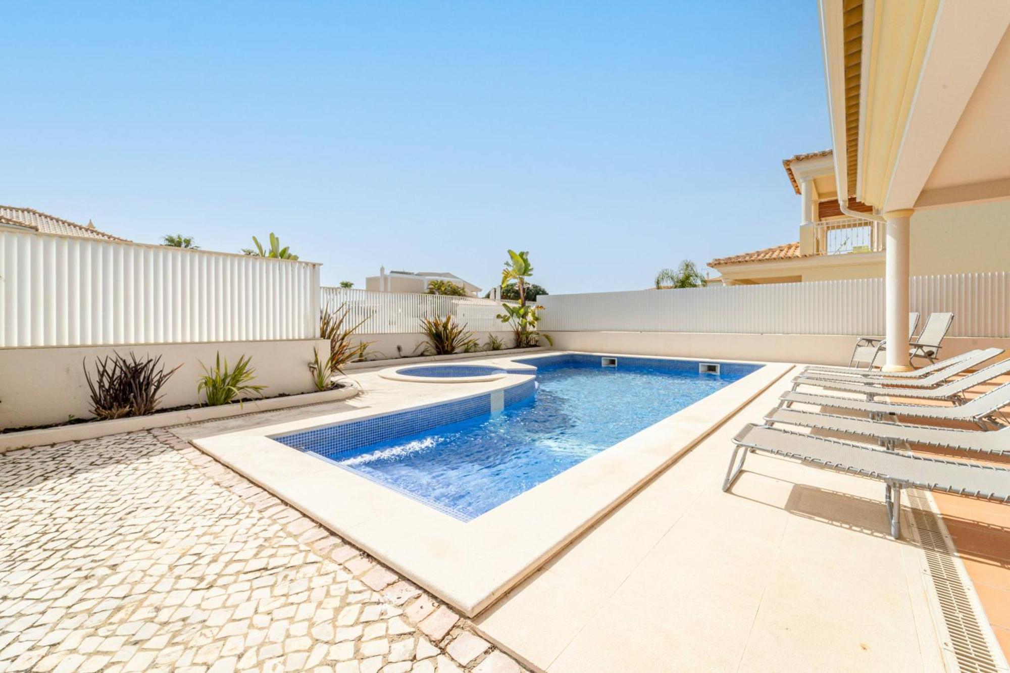 Villa Ribeiro By Hellovacations Albufeira Exteriér fotografie